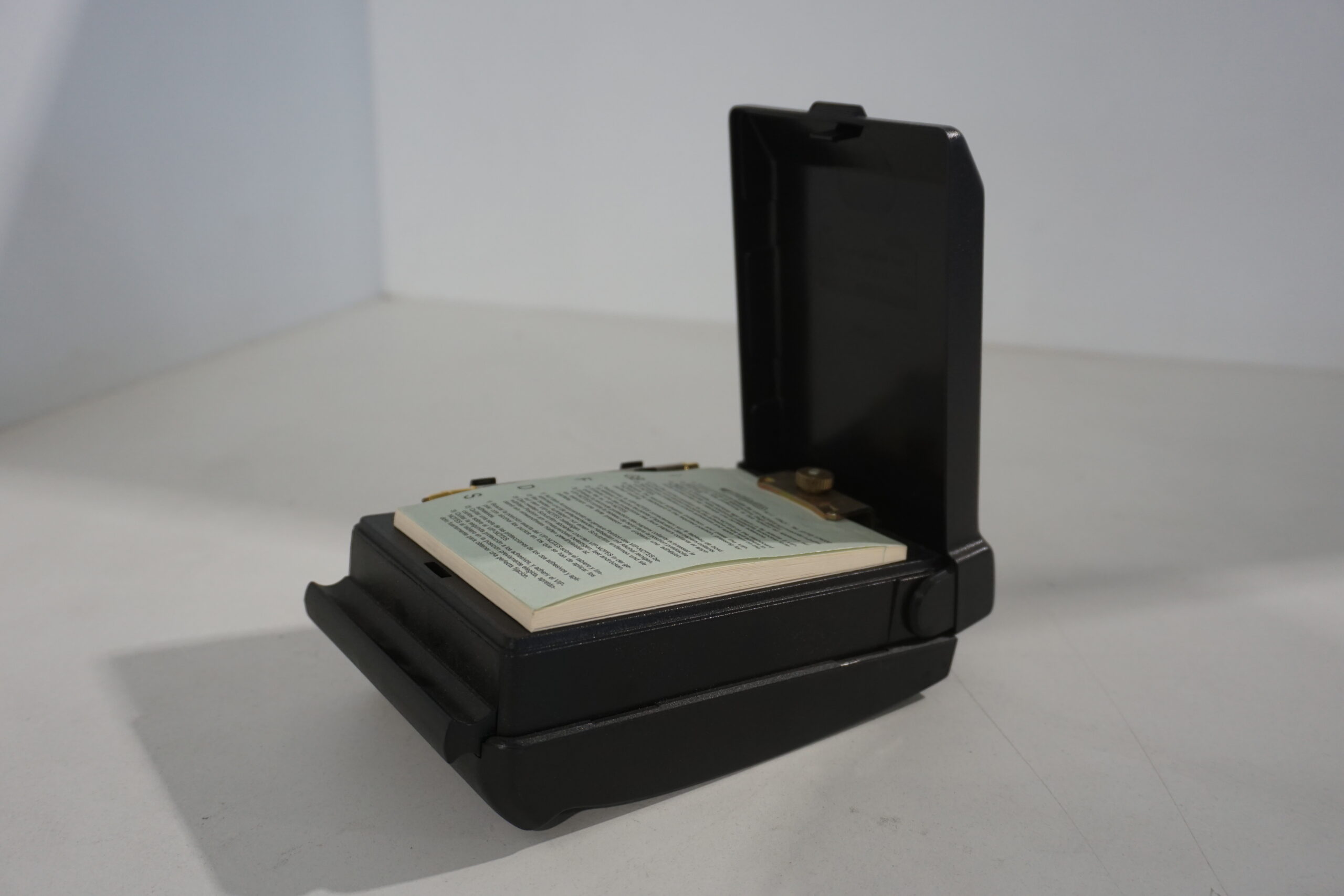 Porta note e monete Mercedes s200 '84-'95 Vintage - immagine 3
