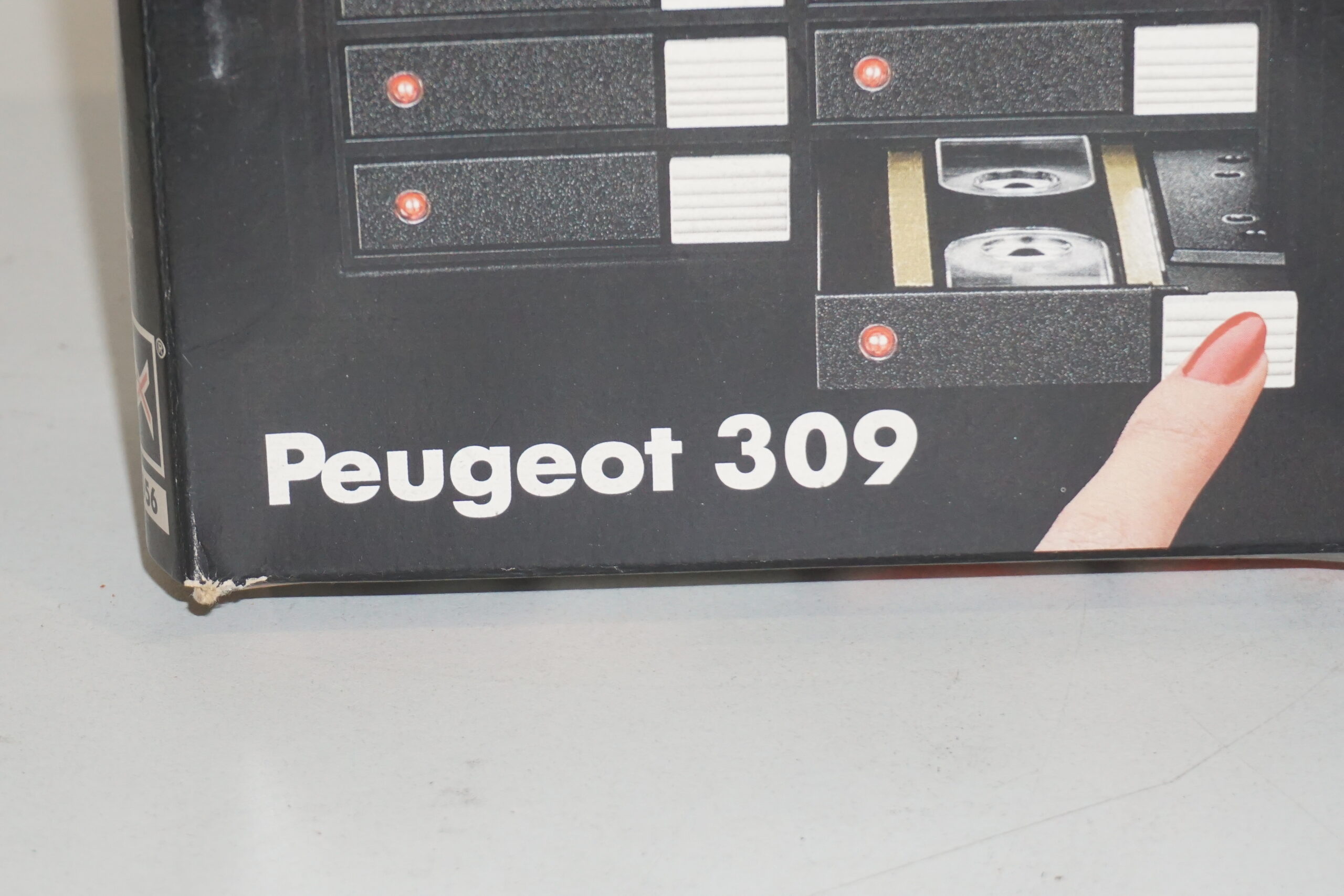 Porta cassette Peugeot 309 Vintage - immagine 2