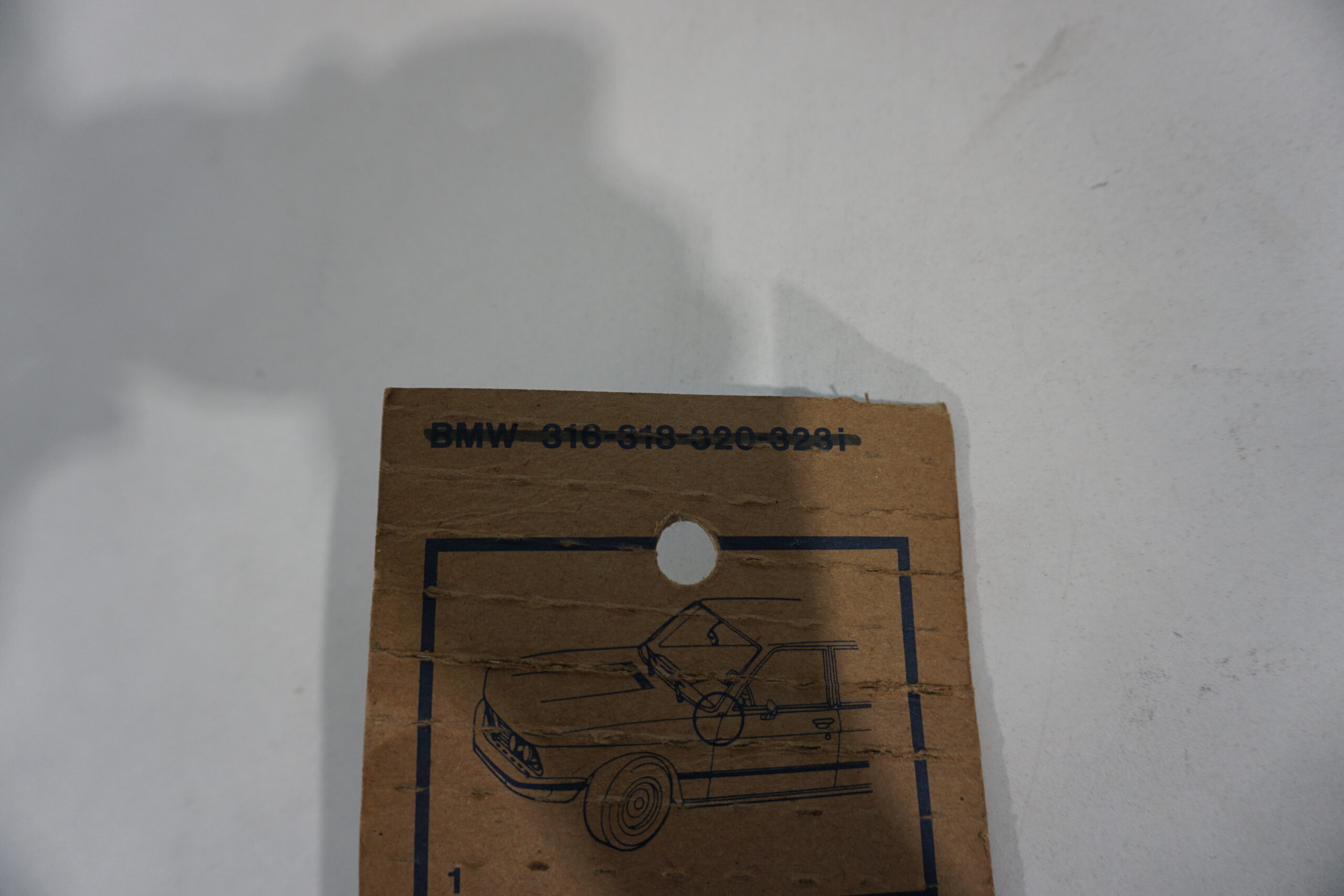 Antenna per auto automotive eletronics Bmw 316,318,320 - immagine 2